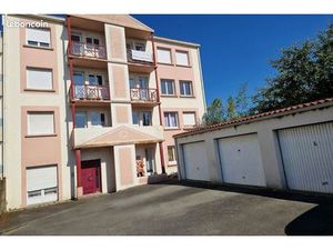 Immeuble 480m² - 4 T4 + 4T3  9 garages et 8 caves - centre de La Roche-sur-Yon