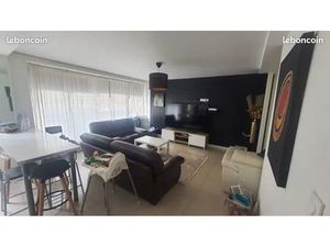 3 pièces 58m2 très bon état - Meublé - 650 charges comprises