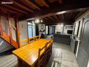 Leers large maison flamande semi individuelle 120m² habitables 4/5 chambres jardin garage