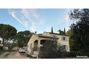 Belle Maison 7 pièces avec garage et terrain autour