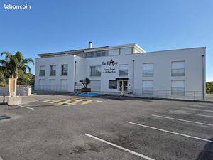 Bureau 17 5m² pour activité libérale à Sanary