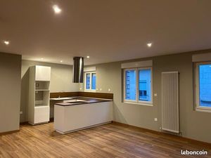 Maison de ville entièrement rénovée