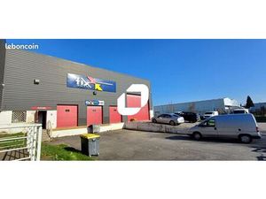 Local d'activité 770 m²