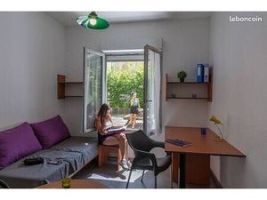 Studio 1 pièce 18 m²