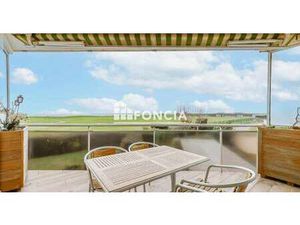 Vente Appartement 3 pièces Piscine à Saint-Jean-De-Monts Centre Ville-Plage (85160) : à ve