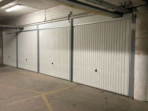 Garage à louer