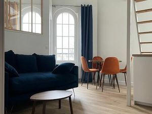 Loue superbe 2 pièces meublé + mezzanine 26m2 Chatou Bas près du RER