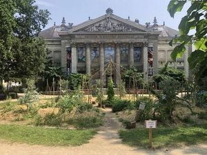 LOCAL COMMERCIAL 134 m² – DROIT AU BAIL – NANTES CENTRE – QUARTIER DOBRÉE / GRASLIN – TRÈS