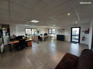 Bureaux 128 m² TREILLIERES