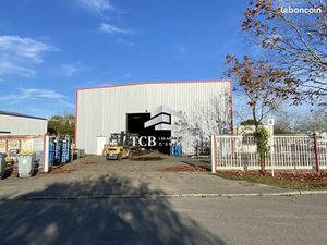 Local 720 m² Thouaré-sur-Loire
