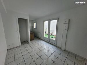 Location 2 pièces 24m² Vitry sur seine
