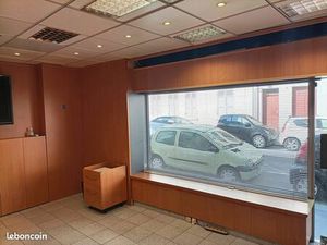 Local commercial 43 m² Suresnes