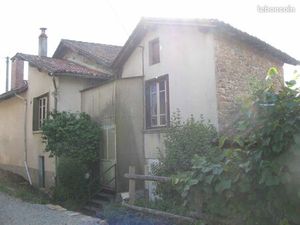 Maisons + 2 Granges + Terrain attenant