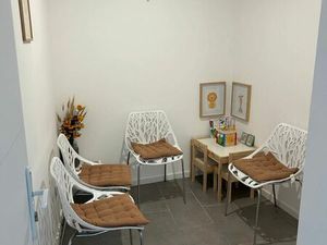 Local professionnel ou commercial Servian 34