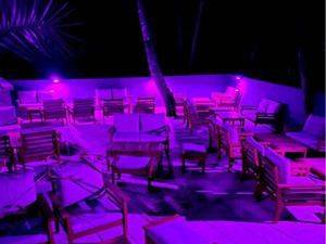 Grand local commercial toutes activité