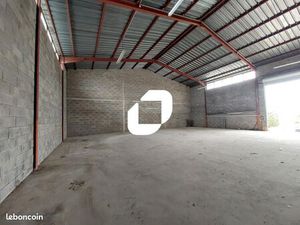 Local d'activité 237 m²