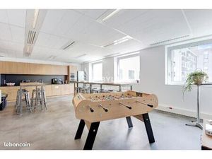 Bureau 436 m²