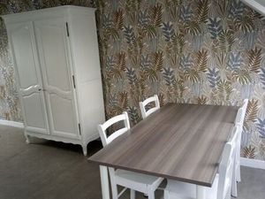 STUDIO 52 M2 Fruges  complètement meublé  idéal personne seule