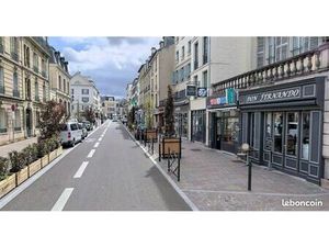 Boutique 36 m² ST GERMAIN EN LAYE