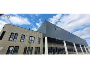 Local industriel 2 192 m²