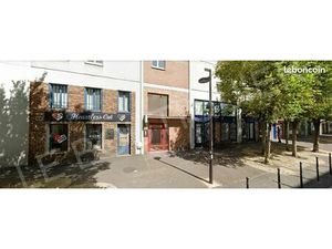 Boutique 61 m² IVRY SUR SEINE