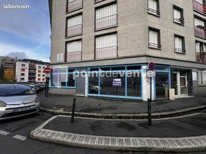 Local commercial 170 m²