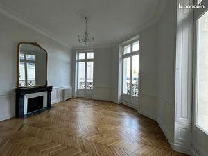 Bureaux 147 m² NANTES