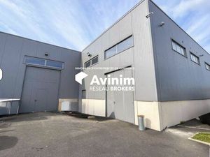 Local 158 m² Belloy-en-France