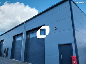 Local industriel 145 m²