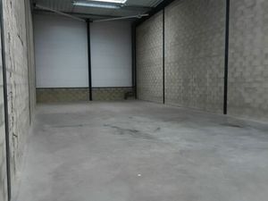 Location entrepôt 220m²