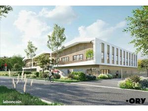 Local d'activité 2 744 m²