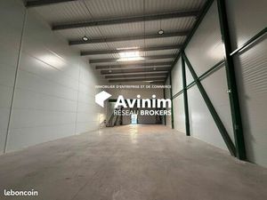 Local 315 m² Bernes-sur-Oise