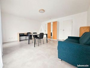 Studio 1 pièce 33 m²