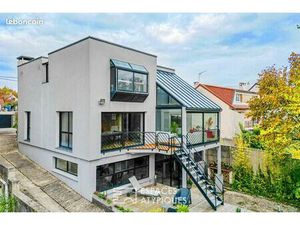 Maison 7 pièces 263 m²