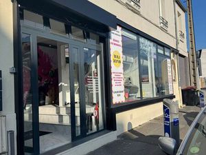 À VENDRE - FONDS DE COMMERCE – SALON DE BRONZAGE NEUF – 150 m² – EMPLACEMENT N°1 – BEZONS 