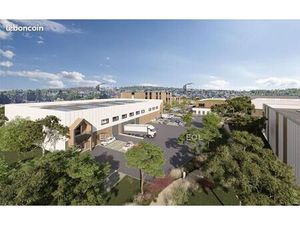 Local d'activité 2 068 m²