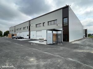 Local d'activité 2 164 m²