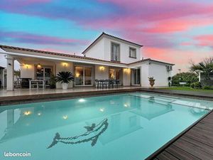 Propriété 6 pièces 155 m²