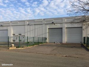 Local d'activité 536 m²