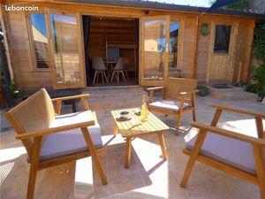 Studio + terrasse / location-au-mois