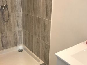 Joli 2 pièces meublé 25 m2  rénové av Boriglione !