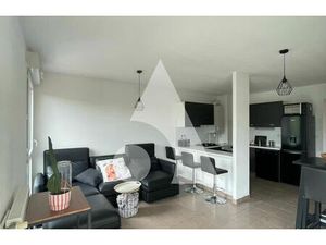 NÎMES (30900) - APPARTEMENT 3 PIECES 59.10 M² AVEC TERRASSE ET PARKING - 915 € C.C