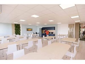 A LOUER - BUREAUX - 900 M2 - ST NAZAIRE - BRAIS - TERTIAIRE - 200 M2 - 250 m2 - 180 m2