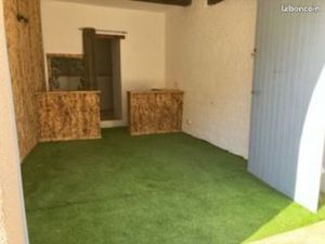 Local à saint guilhem le désert