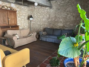 Maison en pierre 175 m² – Garage – Jardin avec puits