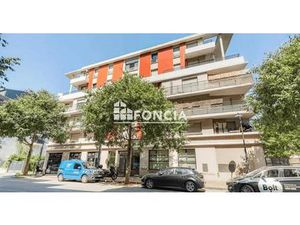 VILLENEUVE-LA-GARENNE - C.C QWARTZ - STUDIO - CALME