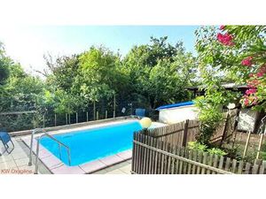 Maison 114 m²  3 chambres  jardin  piscine  à CAPESTANG
