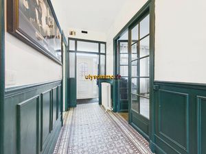 Grande maison avec dépendance et jardin