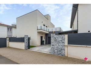 MEYZIEU : maison de 5 pièces (134 m²) à vendre