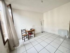 Maison de ville mitoyenne – 64 m² – Proche gare de Creil